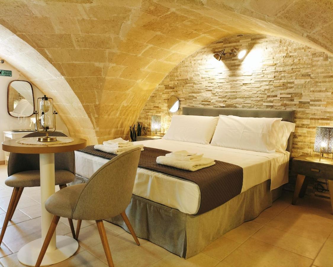 Domus Santi Medici Affittacamere Massafra Bagian luar foto