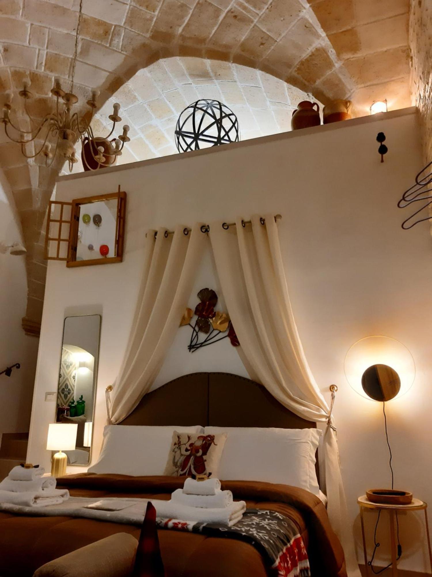 Domus Santi Medici Affittacamere Massafra Bagian luar foto