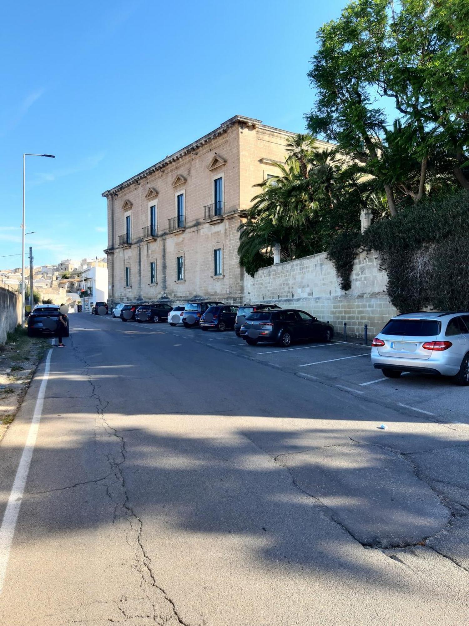 Domus Santi Medici Affittacamere Massafra Bagian luar foto